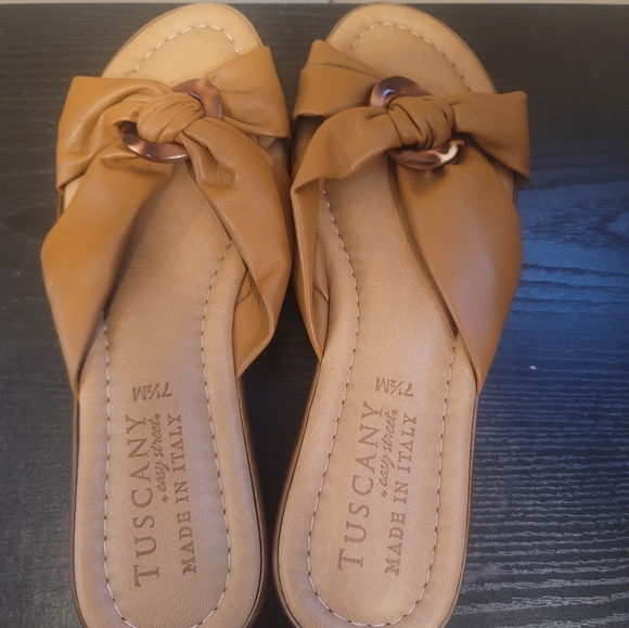 Ladies sandals - Picture 3 of 3